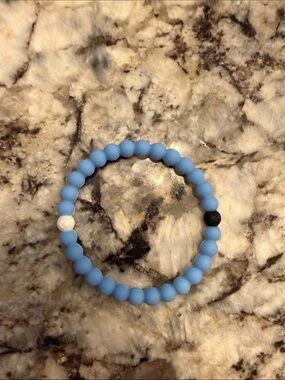 Lokai Light Blue Beaded Stretch Bracelet with White and Black Accent
